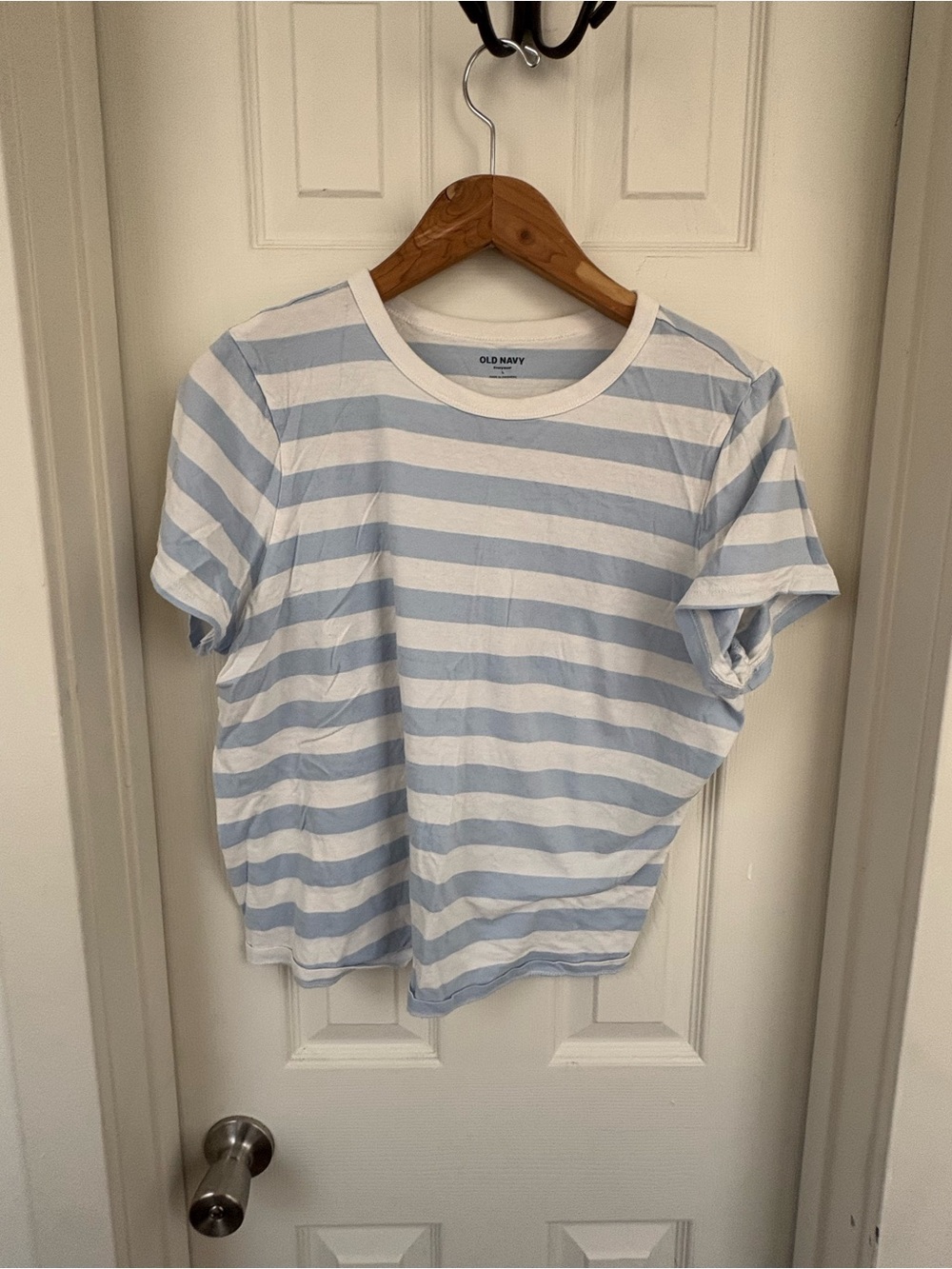 Old Navy Blue and White Striped Short Sleeve Crew Tee